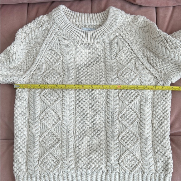 L.L. Bean Cream 100% Cotton Cable Knit Sweater‎ Size Medium RUNS SMALL - Picture 6 of 7
